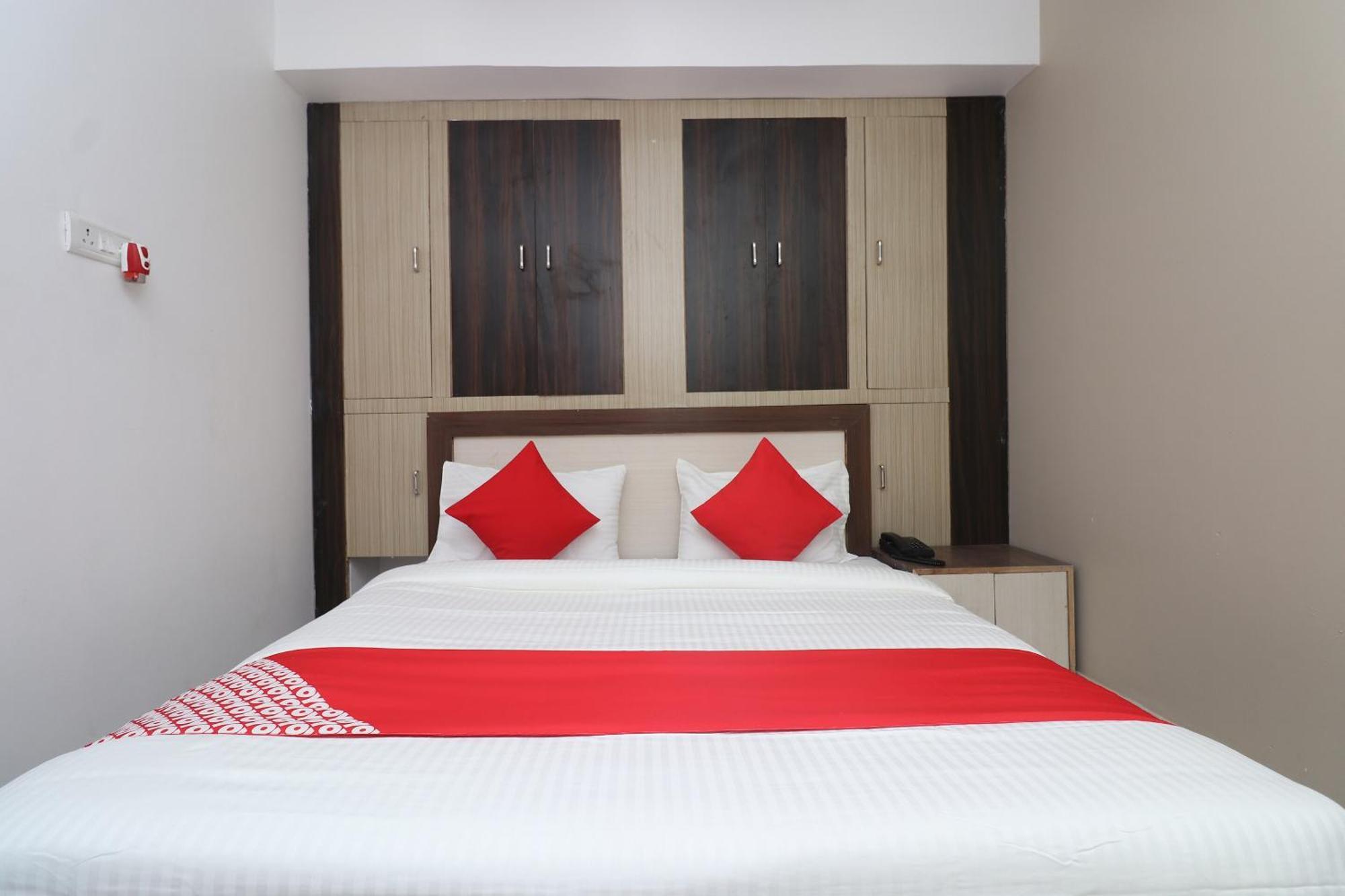 Hotel O Swastik Resort Colonelganj 외부 사진